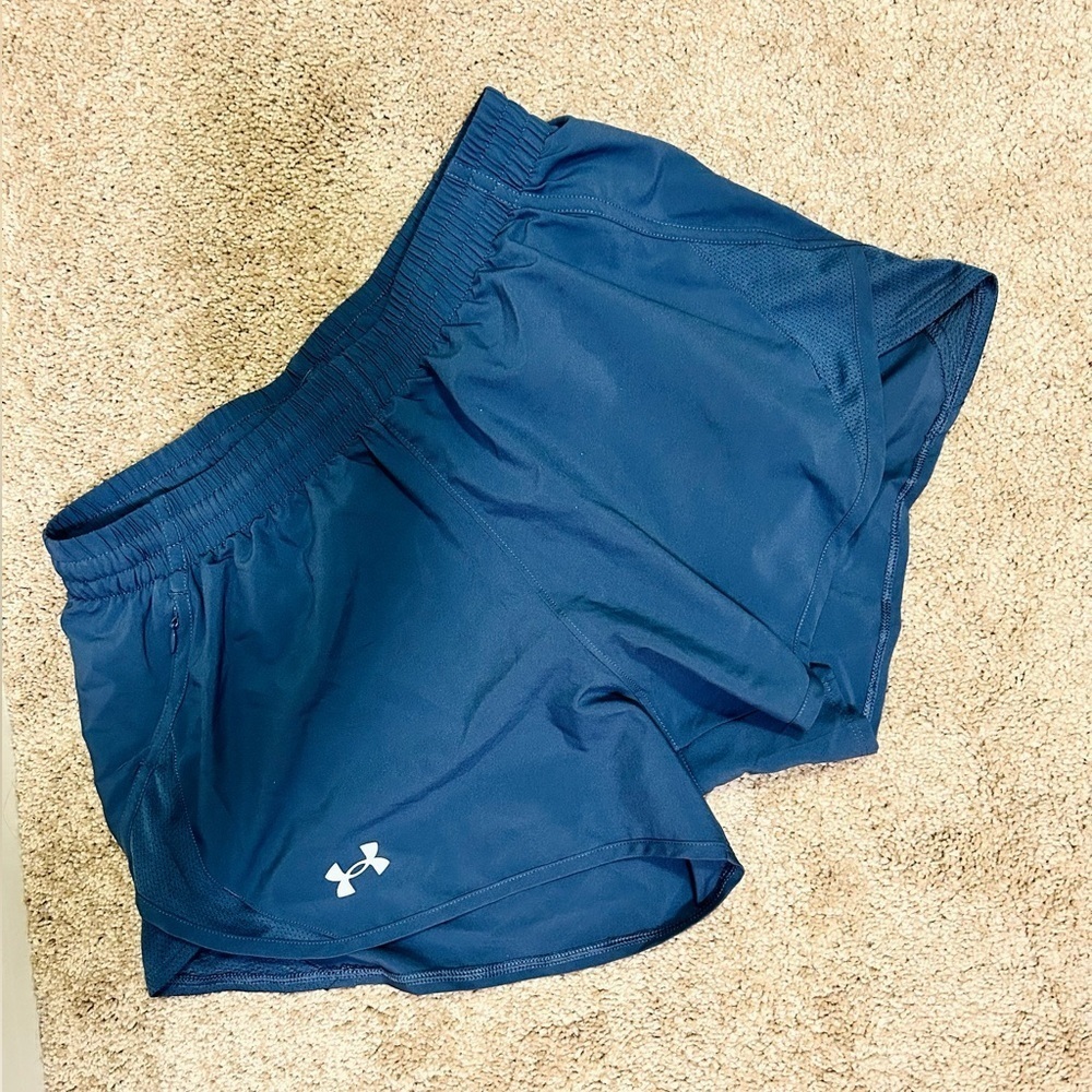 Under Armour Women's Gray Athletic Shorts Size Small NWOT Workout Running - Picture 2 of 4